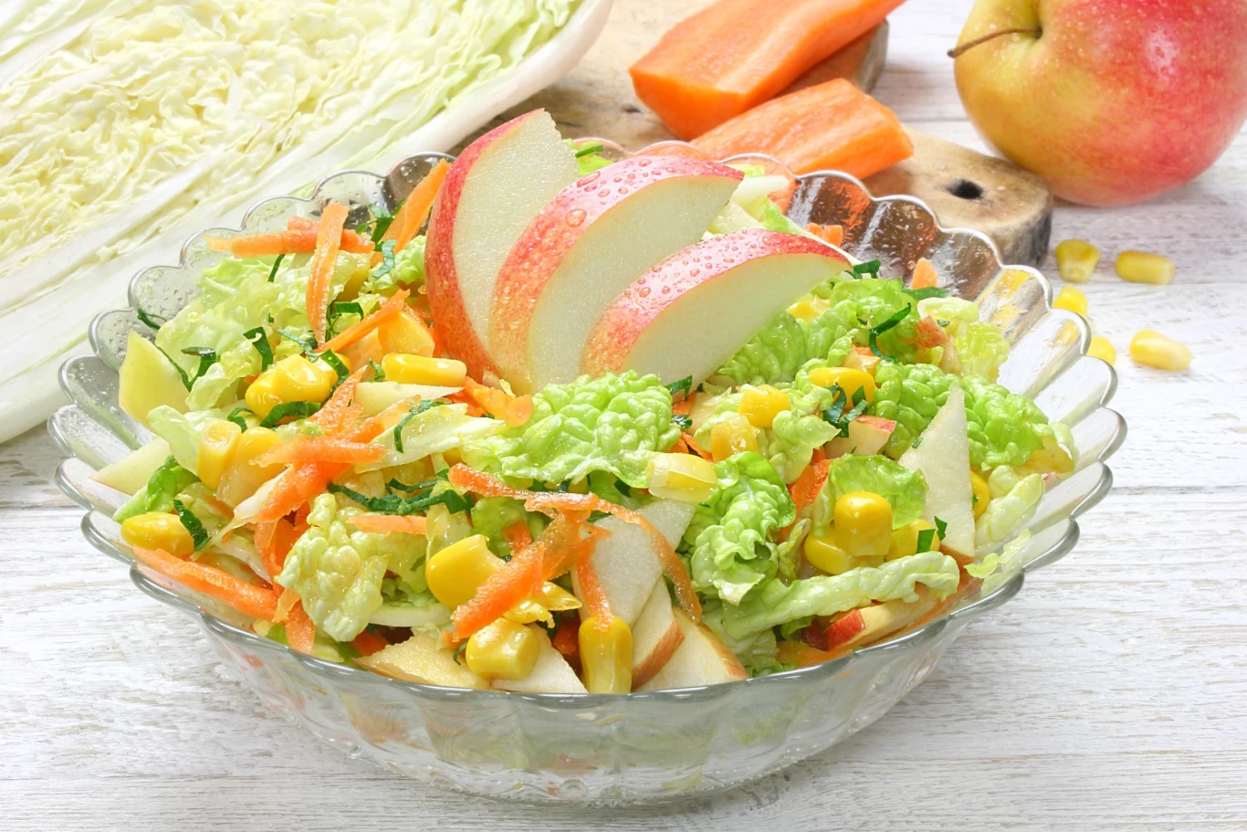 Pyszna i letnia surówka | Fot. 123RF/Picsel Pyszna i letnia surówka | Fot. 123RF/Picsel