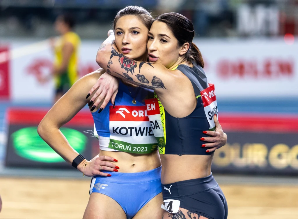 Martyna Kotwiła i Ewa Swoboda