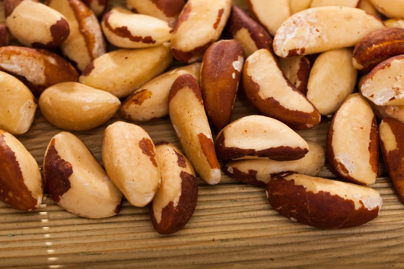 Dobrym źródłem selenu są m.in. orzechy brazylijskie