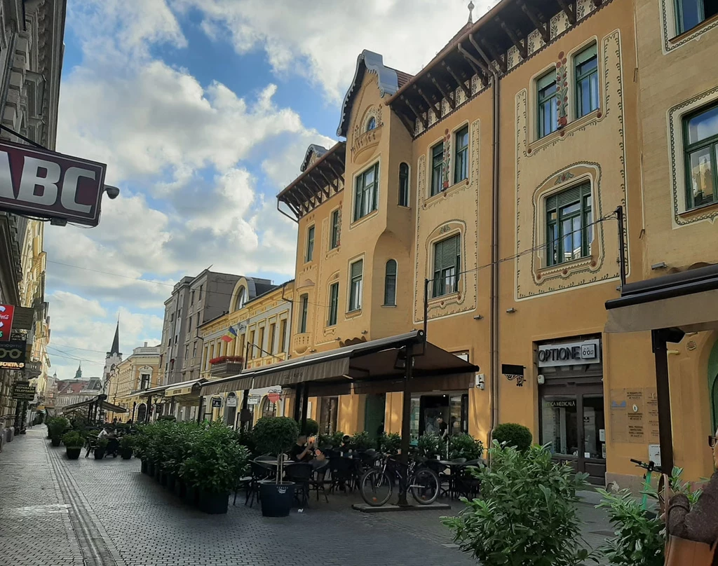 Calea Republicii, pałac Sterna