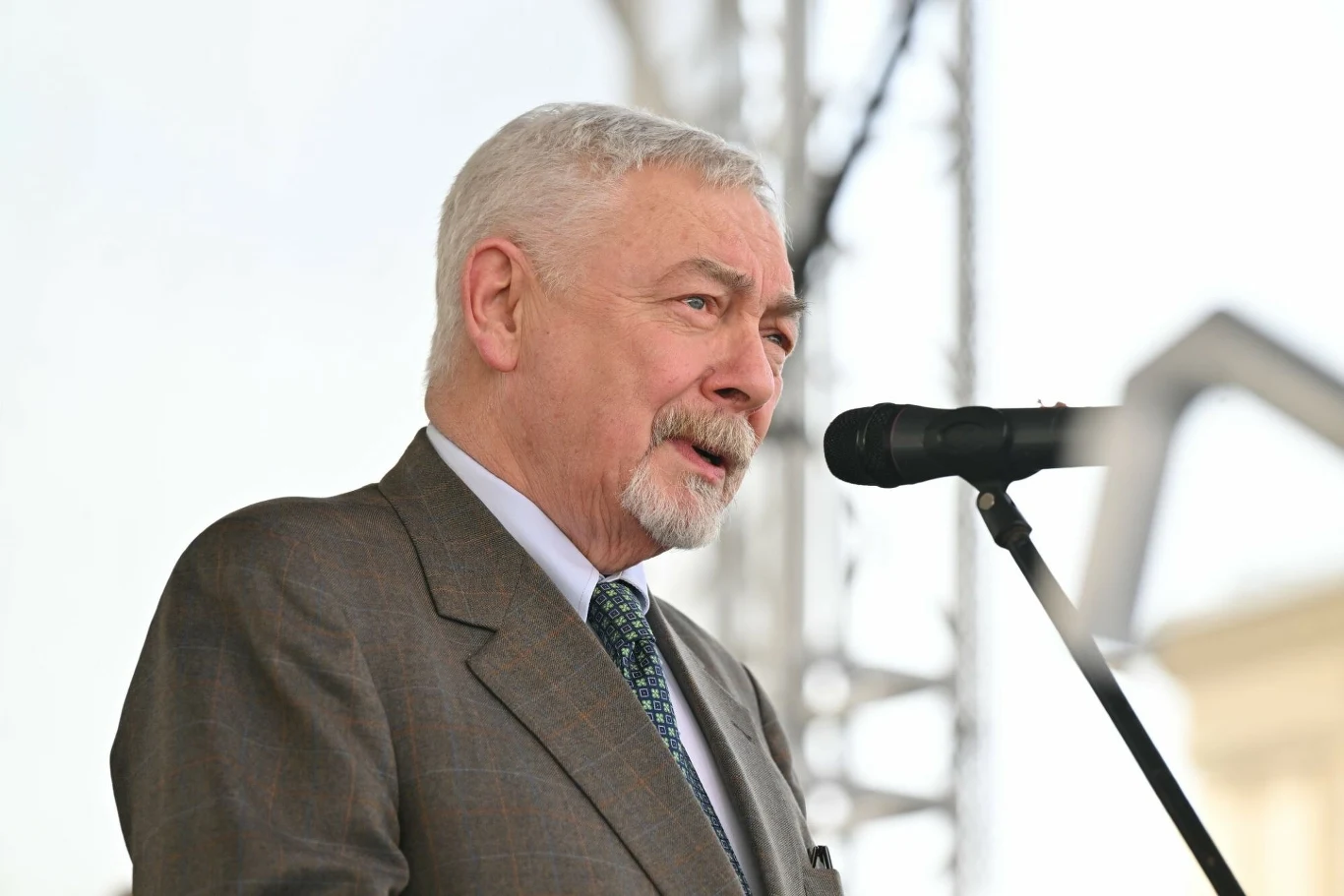 Lexusem ES poruszał się poprzednik Aleksandra Miszalskiego - Jacek Majchrowski.