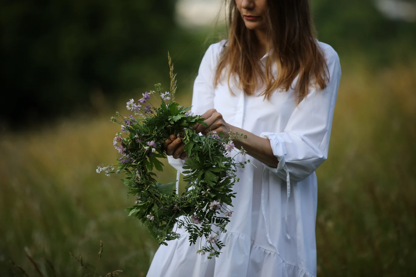 Noc Świętojańska kojarzy się z puszczeniem wianków. Co jeszcze warto o niej wiedzieć? 