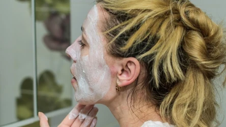 Maseczka z mąki ziemniaczanej działa jak naturalny botoks. Kosztuje grosze, więc możesz robić ją reglarnie