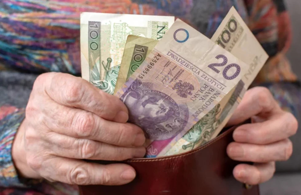 Świadczenia polskich emerytów wciąż są bardzo niskie Świadczenia polskich emerytów wciąż są bardzo niskie