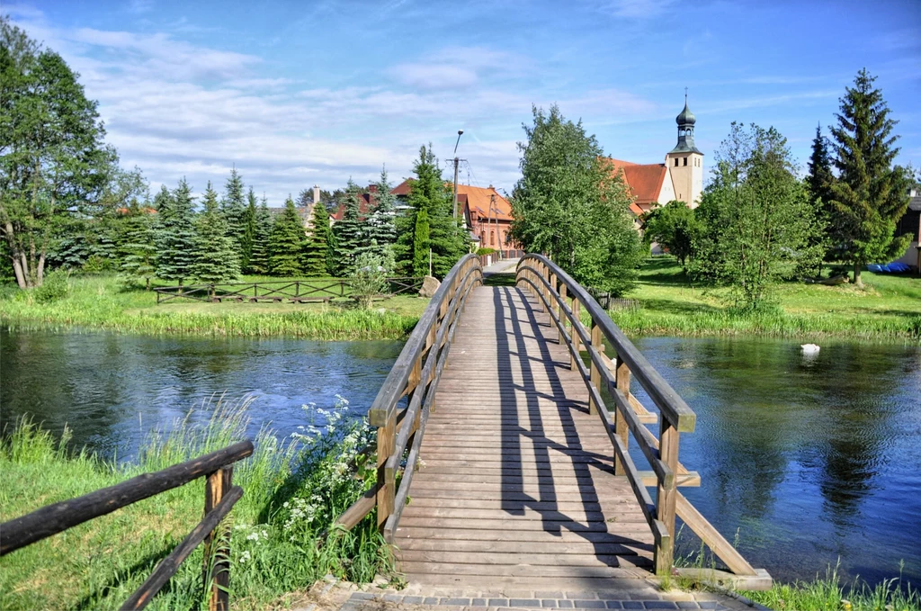 Wieś Swornegacie — Kozi Mostek nad rzeką Brda