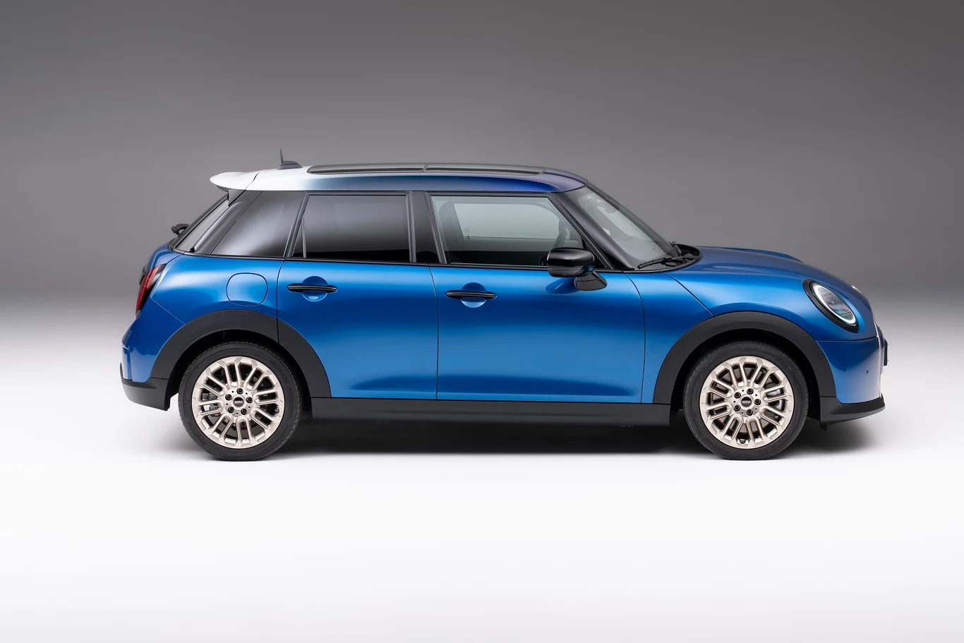 Nowy MINI Cooper 5D