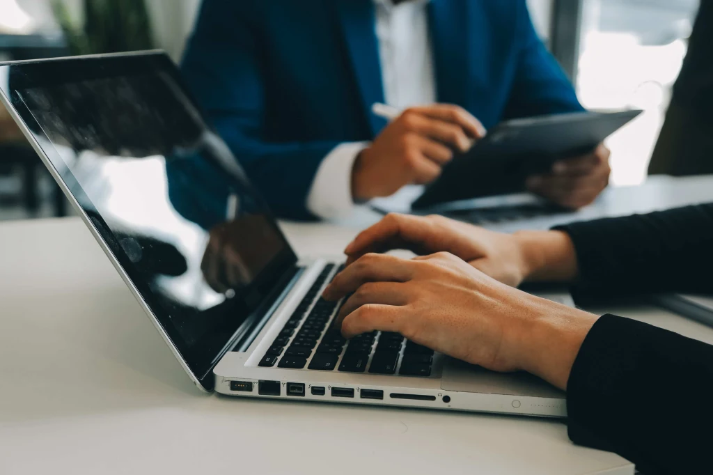 Proces zastępowania papierowych listów poleconych e-Doręczeniami będzie rozłożony w czasie Proces zastępowania papierowych listów poleconych e-Doręczeniami będzie rozłożony w czasie