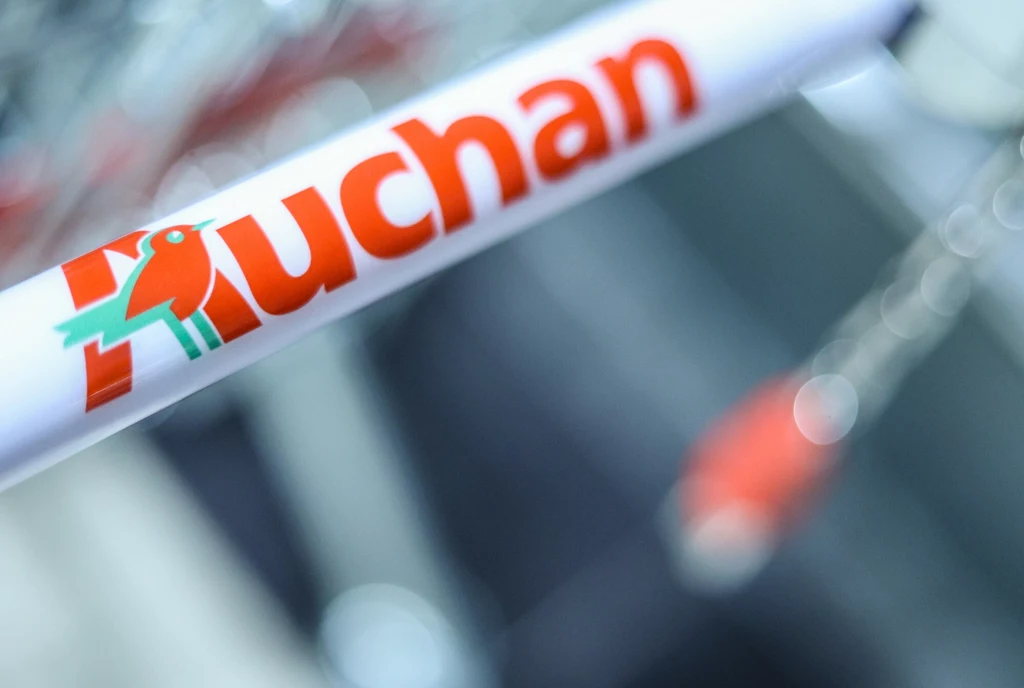 Auchan padł ofiarą hakerów, polska odnoga wydała komunikat do klientów