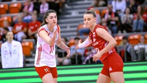 Martyna Łukasik (z lewej) i Aleksandra Szczygłowska od początku sezonu współpracują w linii przyjęcia reprezentacji Polski