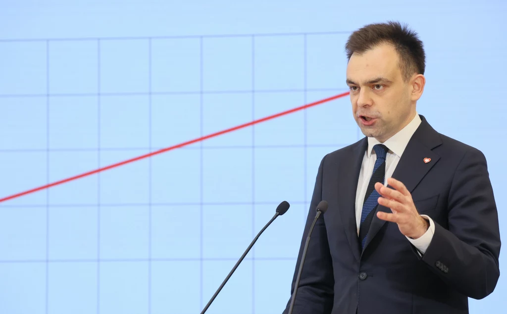 Minister finansów Andrzej Domański wskazał, że bon energetyczny może się pojawić w drugiej połowie 2025 r.