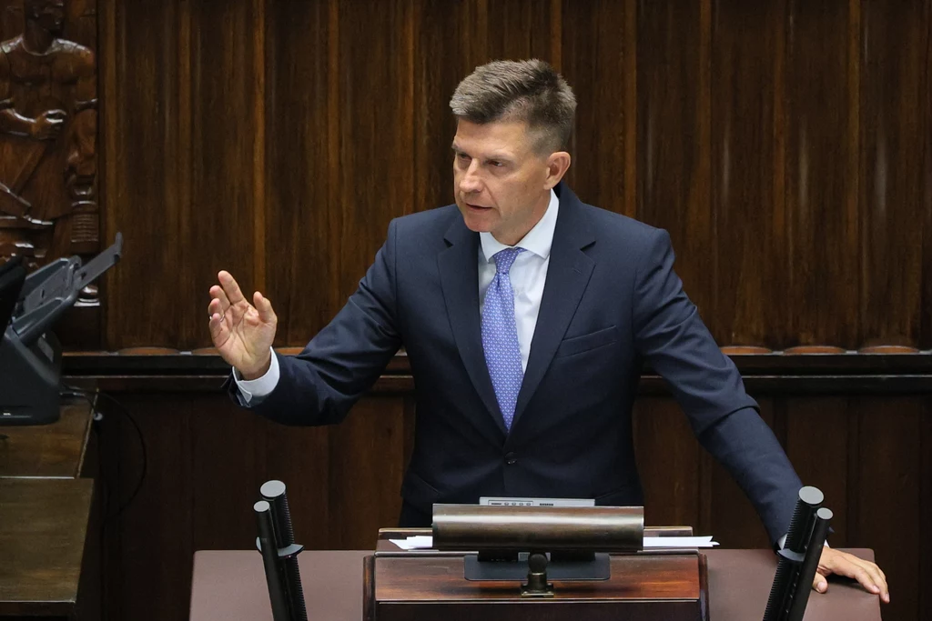 Ryszard Petru przedstawił w Sejmie załoeżenia dot. liberalizacji handlu w niedziele