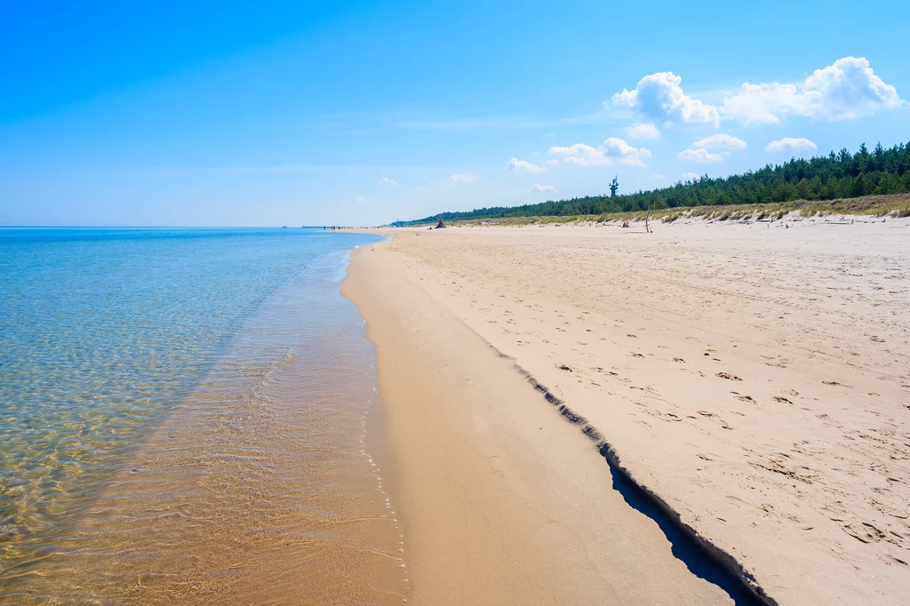 Na plaży w Łukęcinie można liczyć na ciszę i spokój, z dala od zgiełku większych kurortów