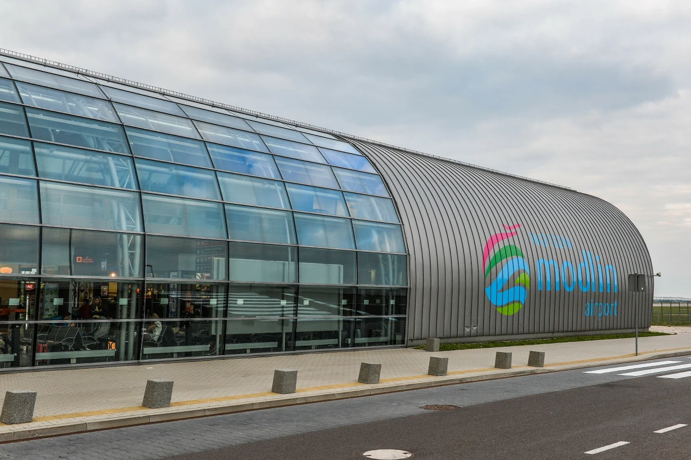 Port lotniczy Modlin nie cieszy się najlepszymi ocenami podróżujących