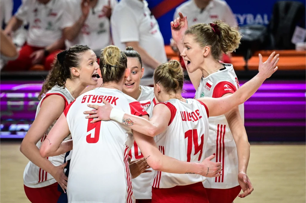 Polskie siatkarki wygrały dziewiąte spotkanie w tegorocznej Lidze Narodów Polskie siatkarki wygrały dziewiąte spotkanie w tegorocznej Lidze Narodów