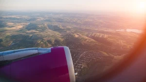 Internet Starlink na pokładzie Wizz Air. Koniec z trybem samolotowym