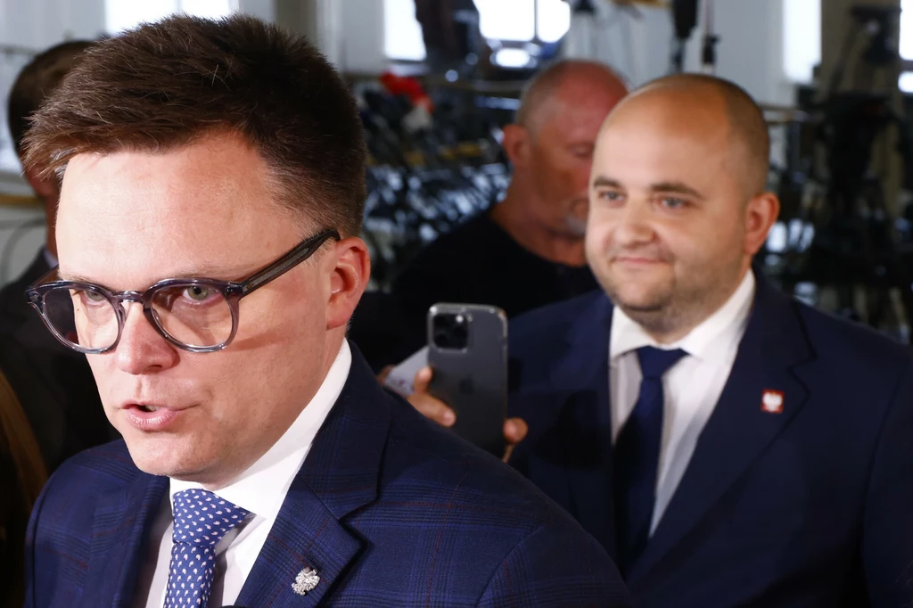 Szymon Hołownia komentuje incydent w hotelu poselskim z Dariuszem Mateckim Szymon Hołownia komentuje incydent w hotelu poselskim z Dariuszem Mateckim