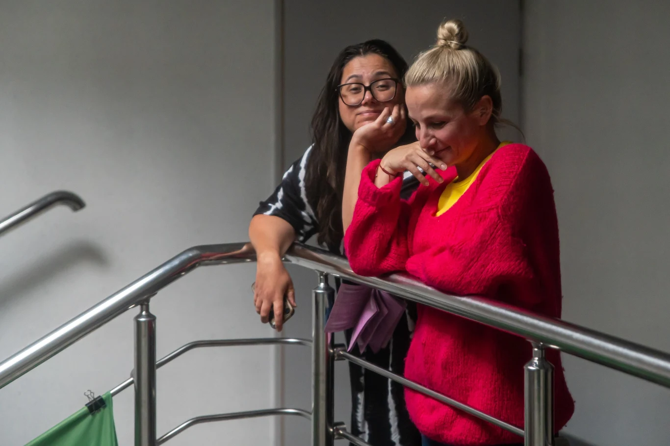 Anna Serdiukow - dyrektorka programowa festiwalu Młodzi i Film oraz Marta Grzegorzczyk - koordynatorka festiwalu