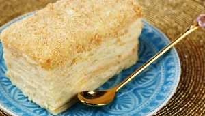 Moja babcia robi pełną blachę tego ciasta. Po kwadransie zostają tylko okruszki