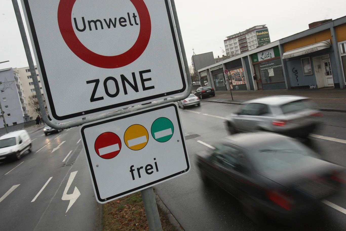 Niemieckie SCT obowiązują od lat, ale nie są rygorystyczne. Ich celem było wyeliminowanie z ruchu faktycznie najbardziej trujących aut i to się udało