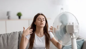 Brak klimatyzacji to nie problem. Tak łatwo schłodzisz mieszkanie podczas upałów 