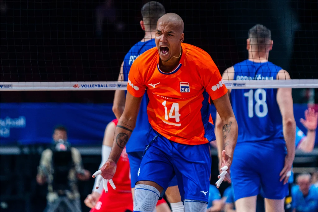 Nimir Abdel-Aziz, atakujący Holendrów Nimir Abdel-Aziz, atakujący Holendrów