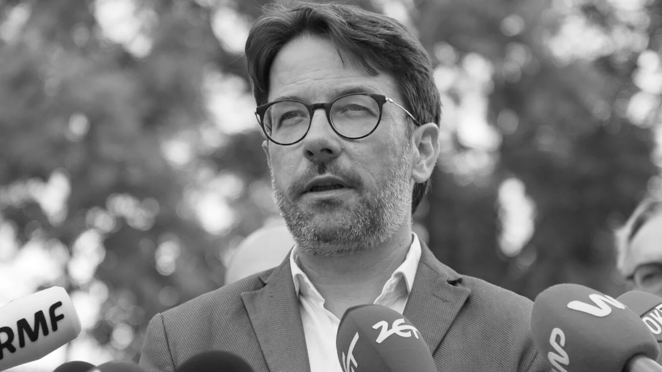 Łukasz Lipiński nie żyje. Dziennikarz miał 51 lat Łukasz Lipiński nie żyje. Dziennikarz miał 51 lat