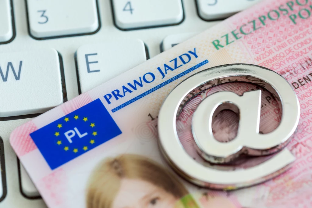 Jak sprawdzić, czy dokument prawa jazdy jest legalny? I czy można go zdobyć przez internet?