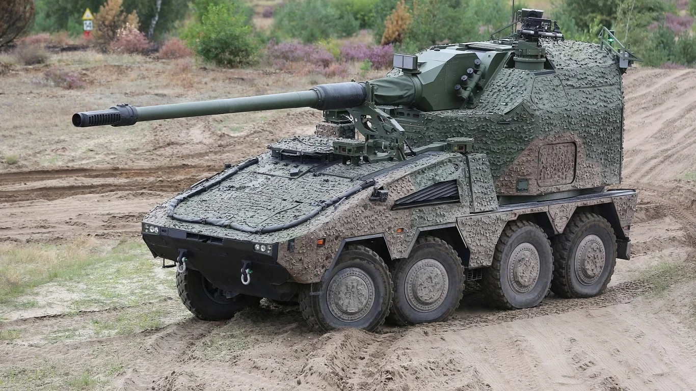 Ukraina otrzyma najnowszą broń. To kołowa haubica RCH 155 Ukraina otrzyma najnowszą broń. To kołowa haubica RCH 155