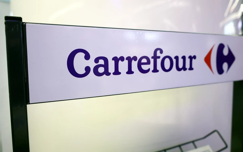 Carrefour zapłaci karę za nielegalne zapisy w umowach z franczyzobiorcami? To może być nawet 200 mln euro 
