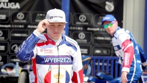 Miłosz Wysocki w barwach Wybrzeża. W tle Krzysztof Kasprzak.