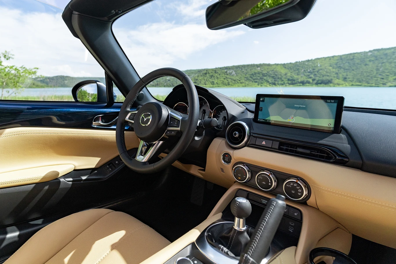 Mazda MX-5 Roadster (ND) 1.5 Skyactiv-G
