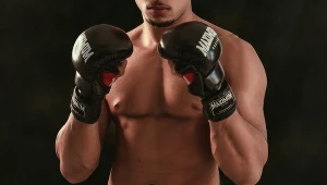Jak dopasować rękawice na trening MMA?