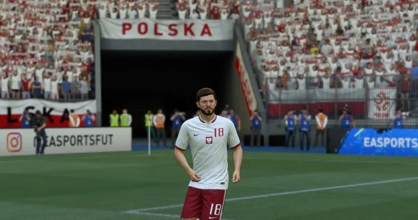 Fragment gry FIFA 22, na którym widoczny jest Bartosz Bereszyński Fragment gry FIFA 22, na którym widoczny jest Bartosz Bereszyński