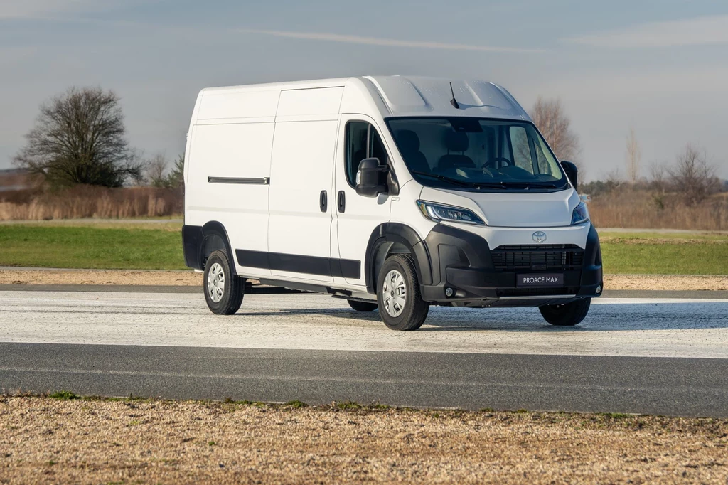 Toyota Proace Max cieszy się sporą popularnością wśród polskich klientów.