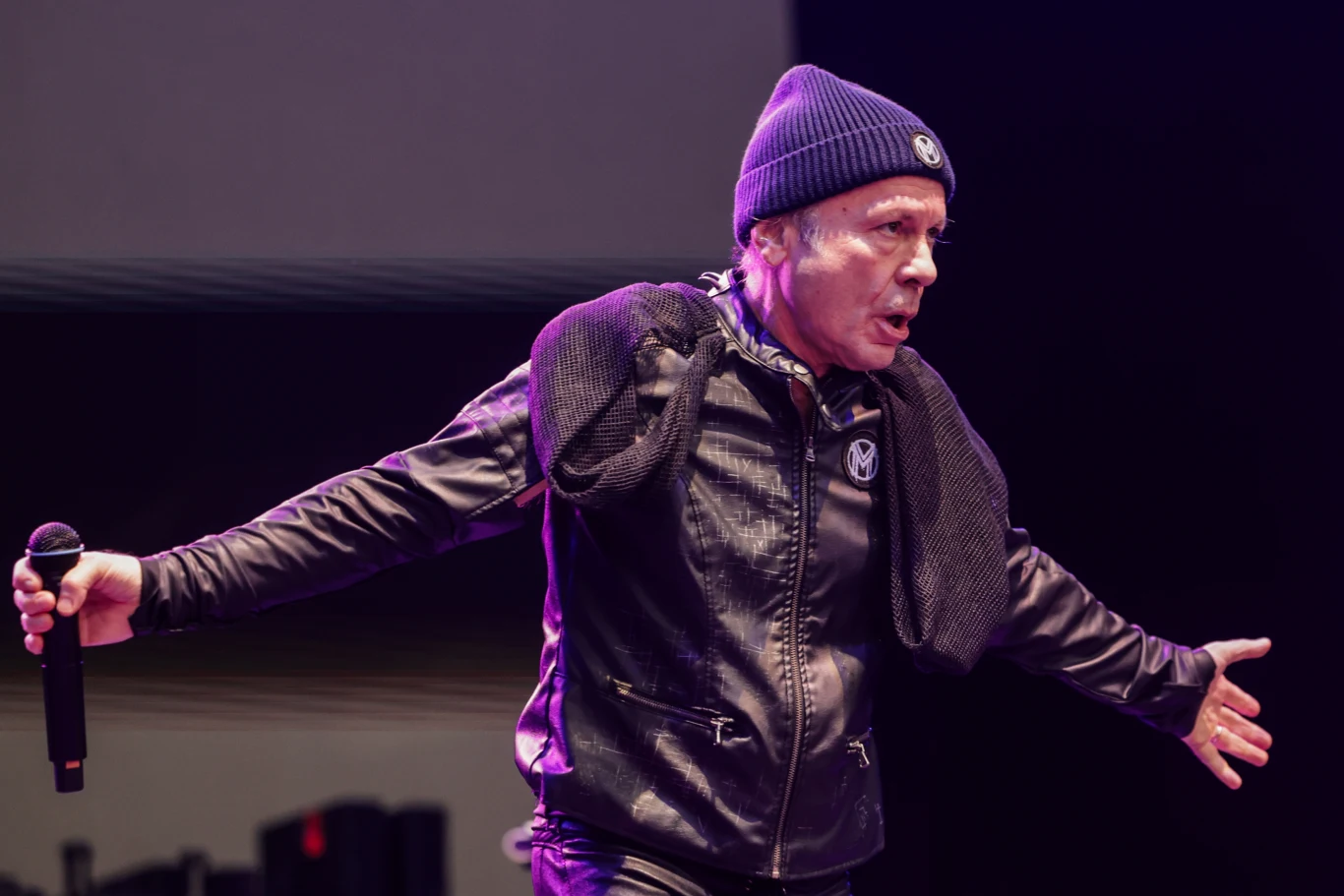 Bruce Dickinson promuje swój solowy projekt Bruce Dickinson promuje swój solowy projekt