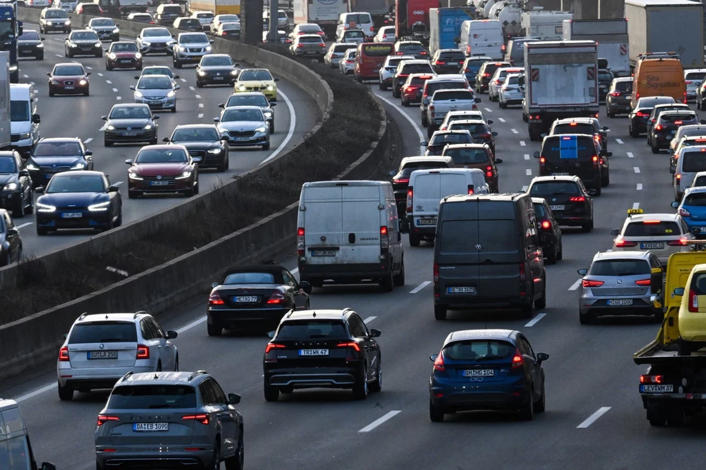 Kierowcy poruszający się po niemieckich drogach muszą być przygotowani na problemy.