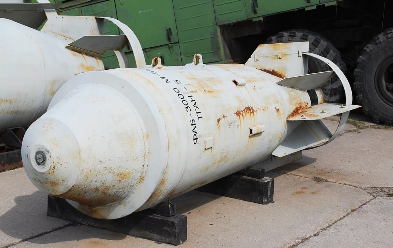 Na Ukrainę po raz pierwszy zrzucono bombę FAB-3000 Na Ukrainę po raz pierwszy zrzucono bombę FAB-3000