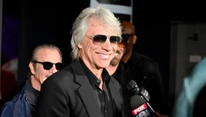 Jon Bon Jovi walczy z problemami z głosem. Występuje jako hologram
