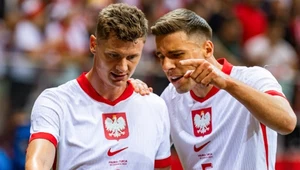 Paweł Dawidowicz (z lewej) zaliczył fatalny występ w meczu z Austrią 