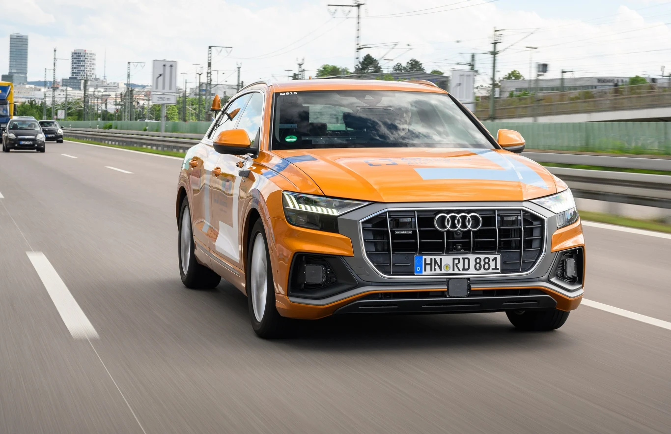 Obecnie ze zautomatyzowanej jazdy można legalnie korzystać tylko na drogach szybkiego ruchu Obecnie ze zautomatyzowanej jazdy można legalnie korzystać tylko na drogach szybkiego ruchu