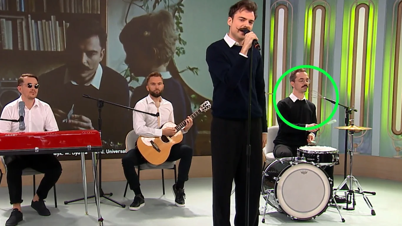 Wiktor Dyduła z zespołem zaskoczył podczas występu w "DDTVN" Wiktor Dyduła z zespołem zaskoczył podczas występu w "DDTVN"