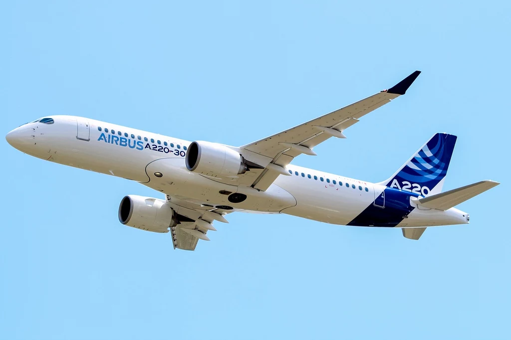 Airbus A220: Autorstwa Romain COUPY - Praca własna