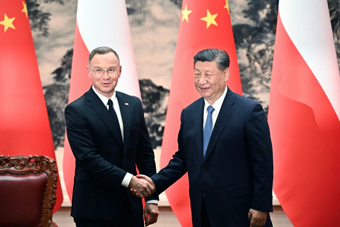O decyzji poinformowano po spotkaniu Andrzeja Dudy z Xi Jinpingiem w Pekinie O decyzji poinformowano po spotkaniu Andrzeja Dudy z Xi Jinpingiem w Pekinie