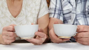 Stulatkowie z niebieskich stref mają swoje zwyczaje. Jakie? Co warto robić każdego dnia? 