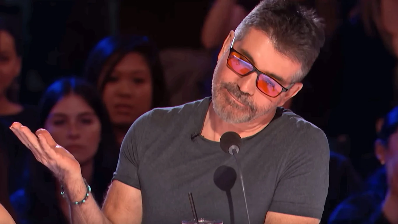 Simon Cowell przerwał występ uczestników w "Mam talent". Miał ważny powód Simon Cowell przerwał występ uczestników w "Mam talent". Miał ważny powód