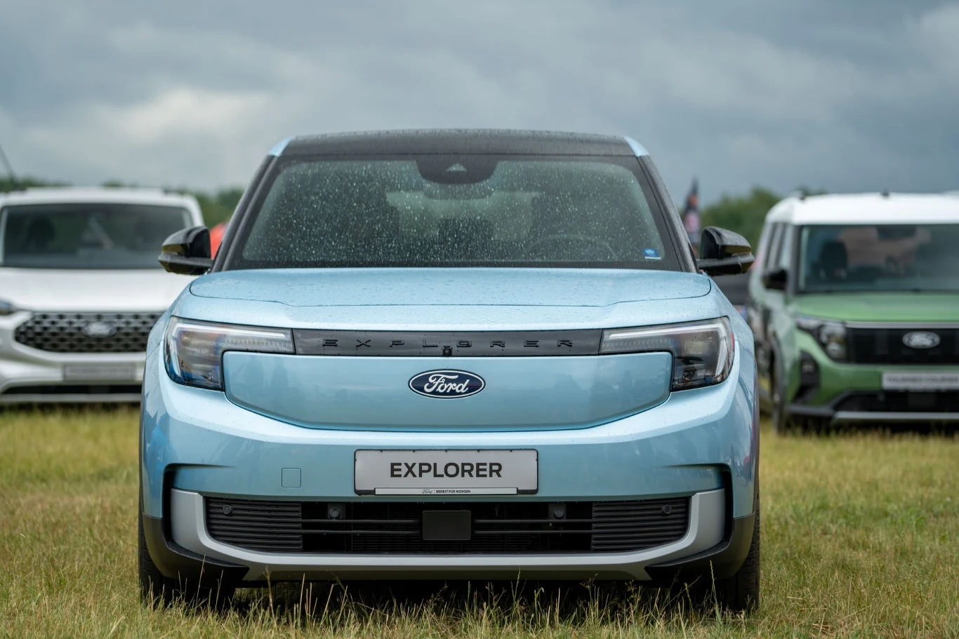 Na zlocie American Cars Mania można było zobaczyć niemal wszystkie współczesne modele Forda, w tym nowego elektrycznego crossovera - Explorera.