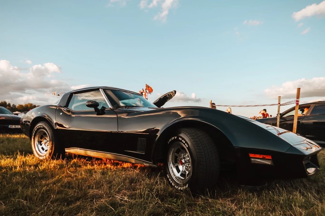 Organizatorzy American Cars Manii zaczynali od imprezy na ok. 200 aut w Miliczu. Chętnych przybywało i imprezę trzeba było przenieść do Oleśnicy, a następnie do Wrocławia.