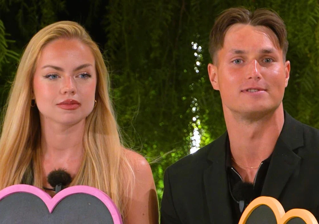 Zuza, Jarek, Love island 9