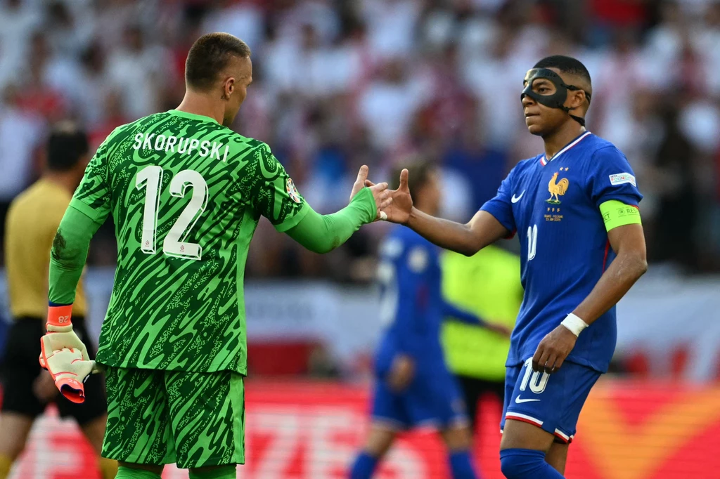 Łukasz Skorupski i Kylian Mbappe