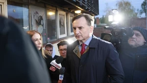 Były minister sprawiedliwości Zbigniew Ziobro zmierza na Nowogrodzką (zdj. arch.)